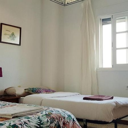 Habitaciones Malaga Centro Luaran gambar