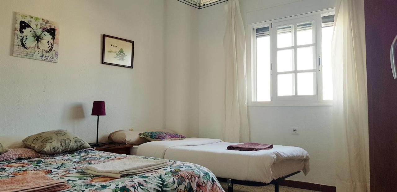 Habitaciones Malaga Centro Luaran gambar