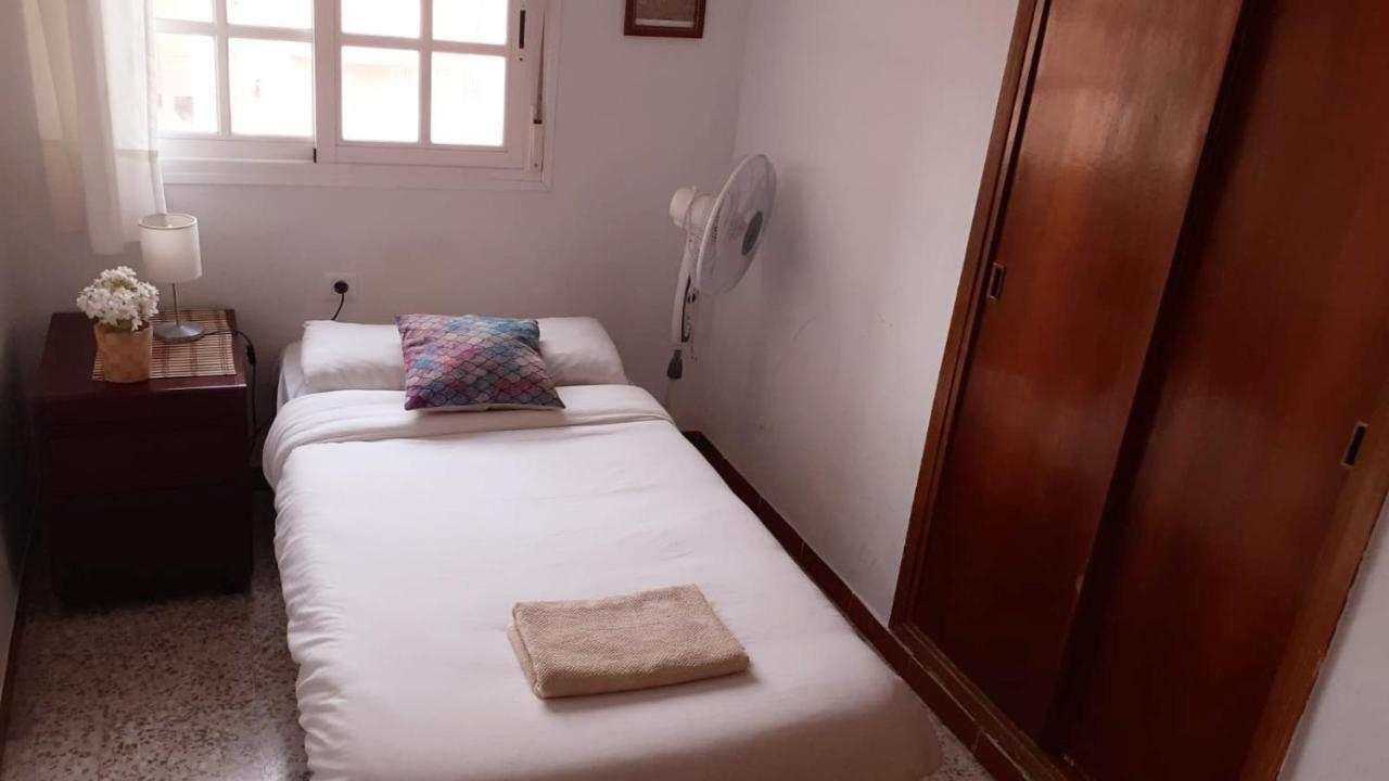 Habitaciones Malaga Centro Luaran gambar
